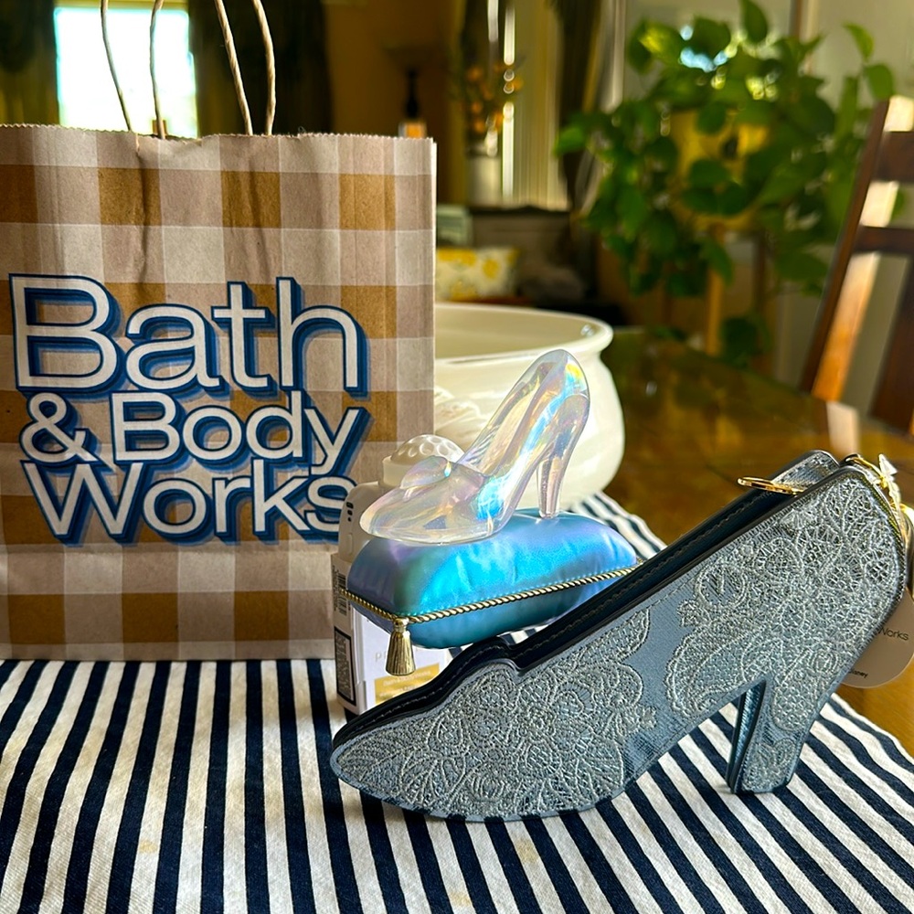 Bath & Body Works x Cinderella BUNDLE 🏰🩵
